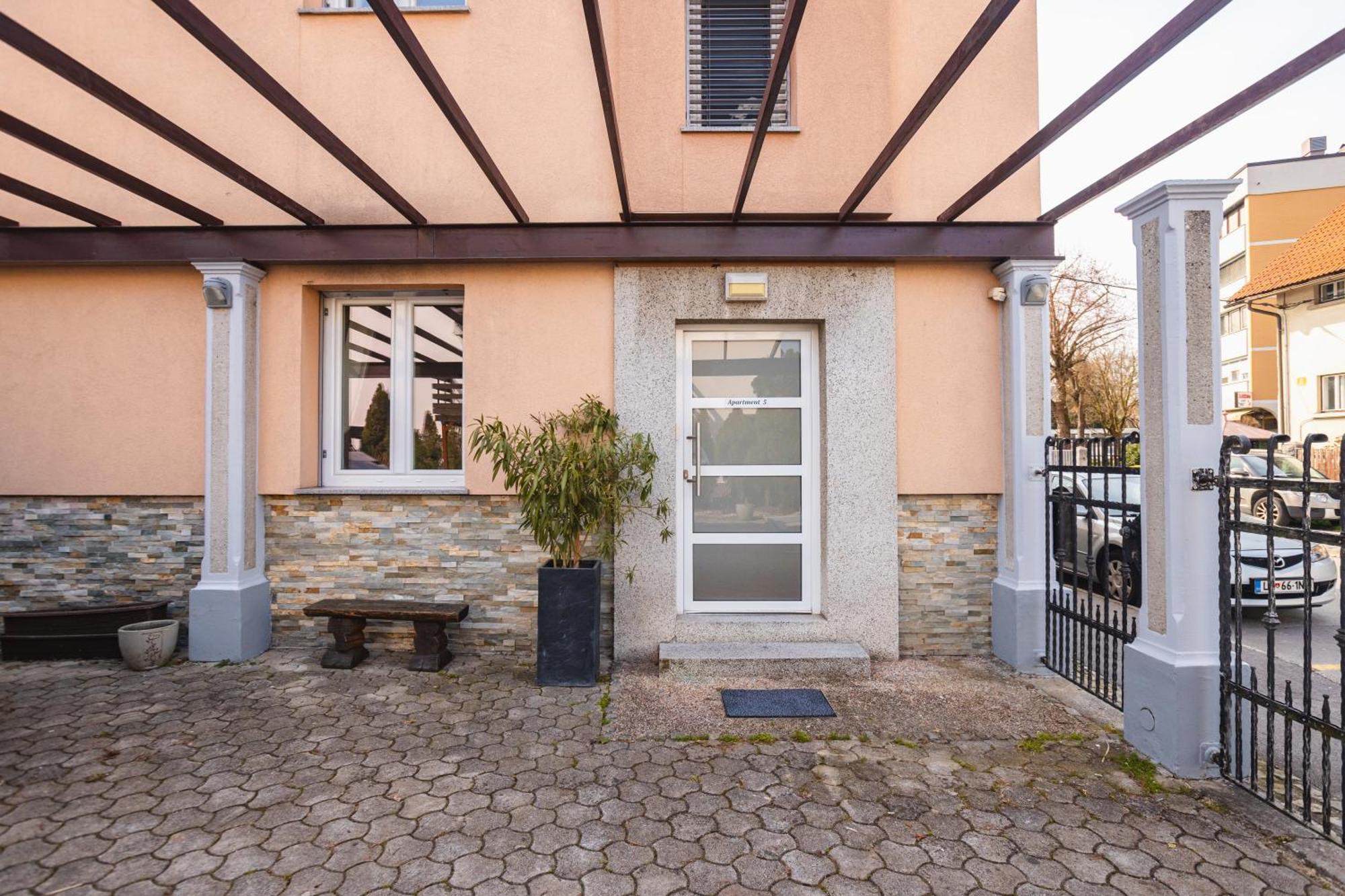 Vila Klara Apartments Ljubljana Dış mekan fotoğraf